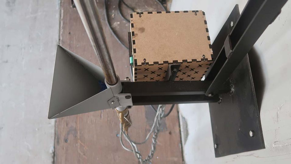Wall Injection Mount Injection wall mount - Library - Precious Plastic Community