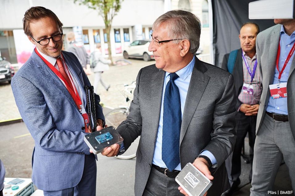 Step 14 Gallery image 3